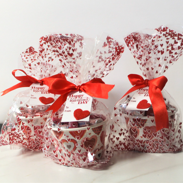 20 Valentine Candy Cups - Gifts and Party Stuff